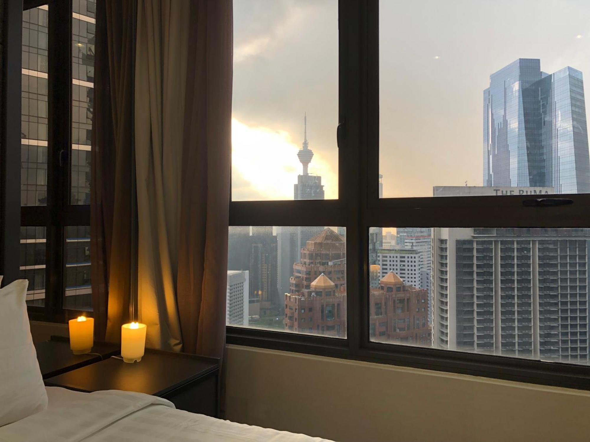 8 Kia Peng Suites Klcc By Luna Kuala Lumpur Extérieur photo
