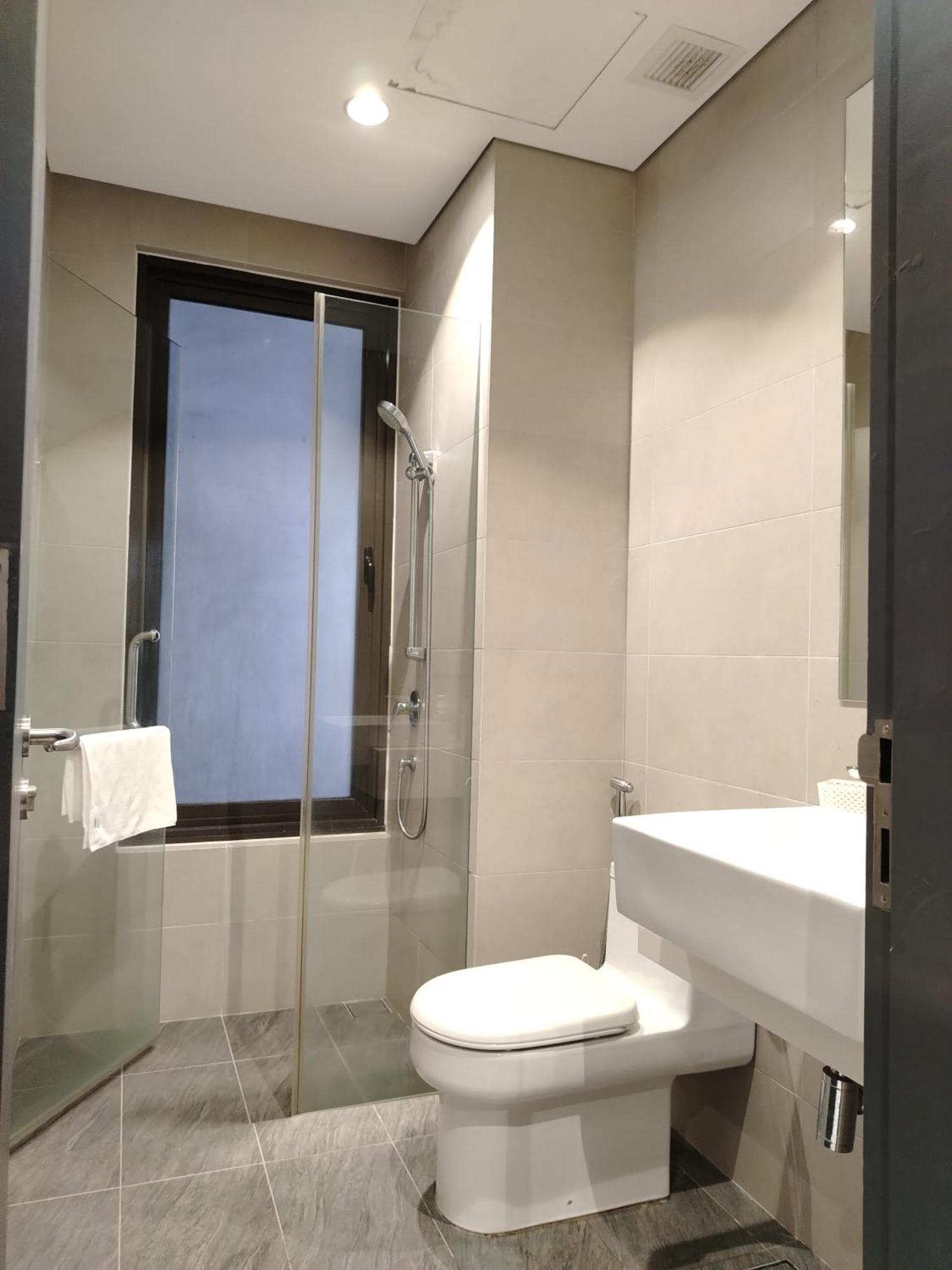8 Kia Peng Suites Klcc By Luna Kuala Lumpur Extérieur photo